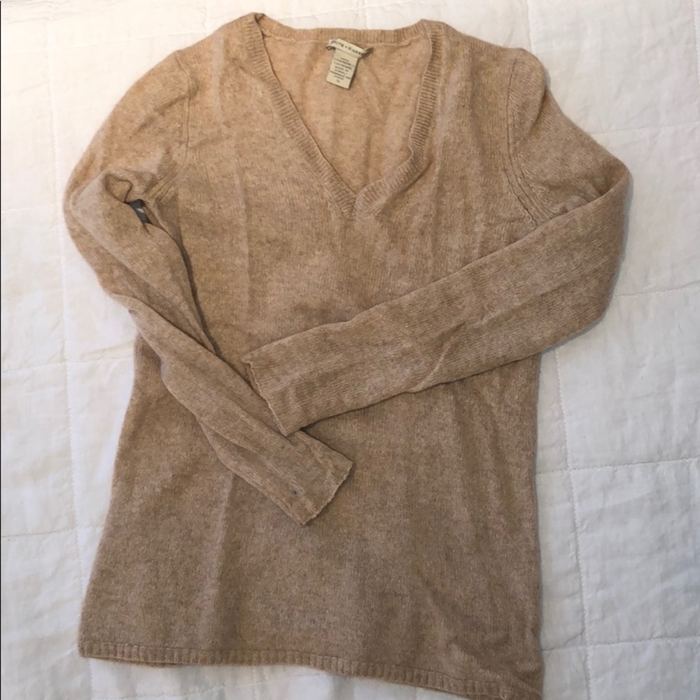 White + Warren 100% cashmere sweater